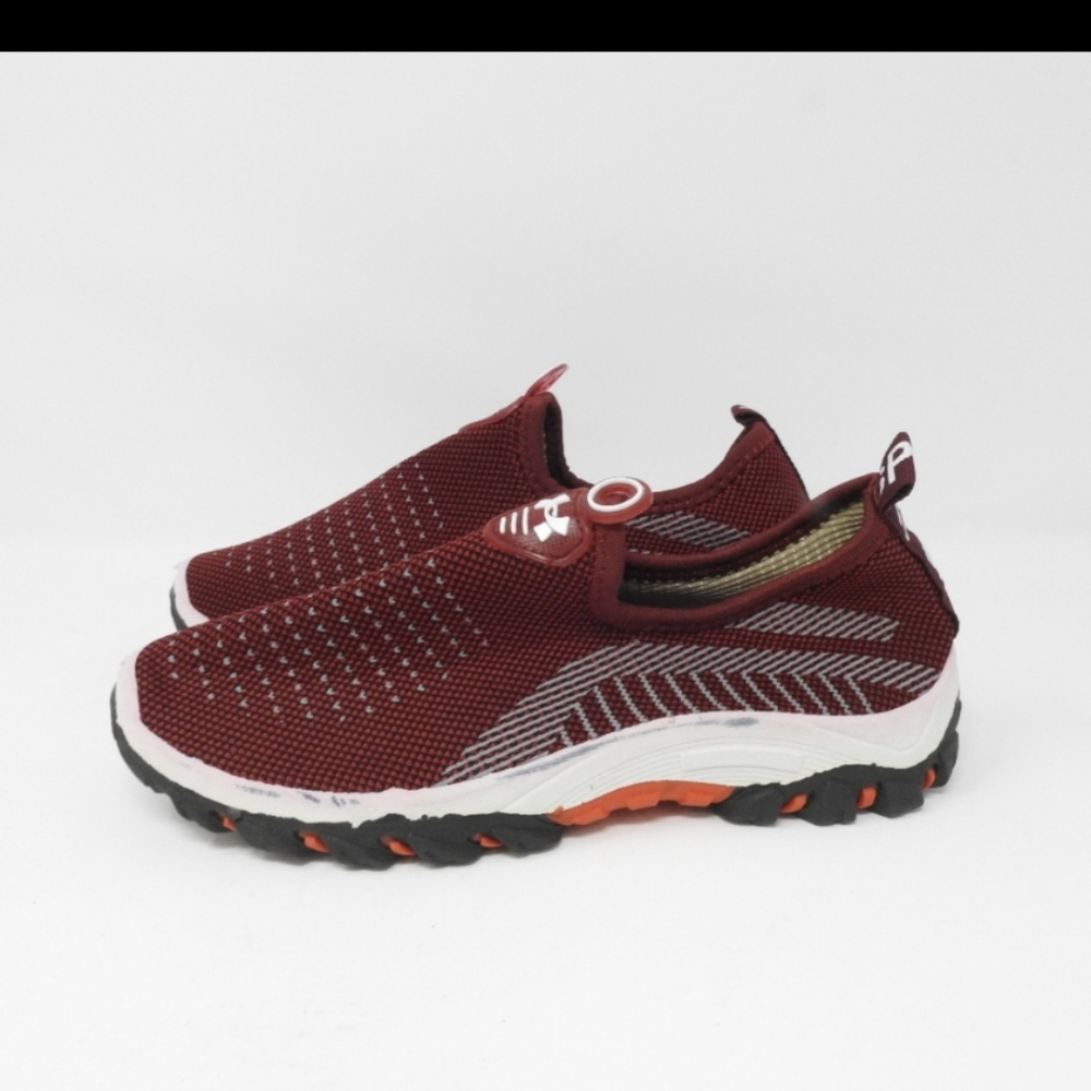 Under Armour Maroon Sock Tennis Shoes NWOT